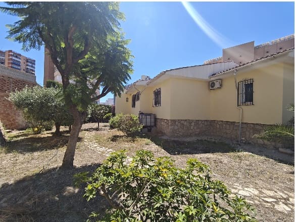 4 Zimmer Villa zu verkaufen in Benidorm - 830.000 € (Ref: 10062559)