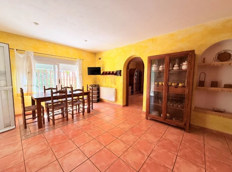 5 slaapkamer Villa te koop in Albir met zwembad garage - € 630.000 (Ref: 10062561)