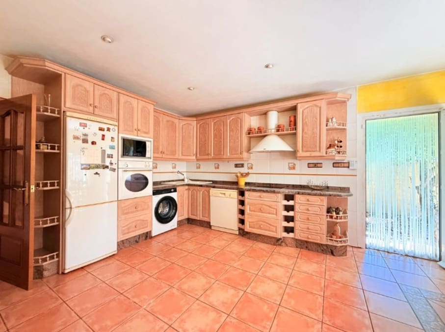 5 slaapkamer Villa te koop in Albir met zwembad garage - € 630.000 (Ref: 10062561)