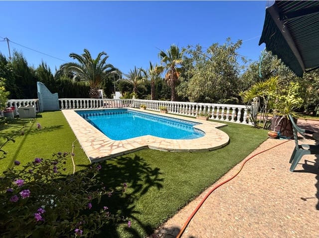 6 soveværelse Villa til salg i Pueblo - Urbanizaciones, Alfaz del Pi / L'Alfàs del Pi med swimmingpool garage - € 590.000 (Ref: 10062576)