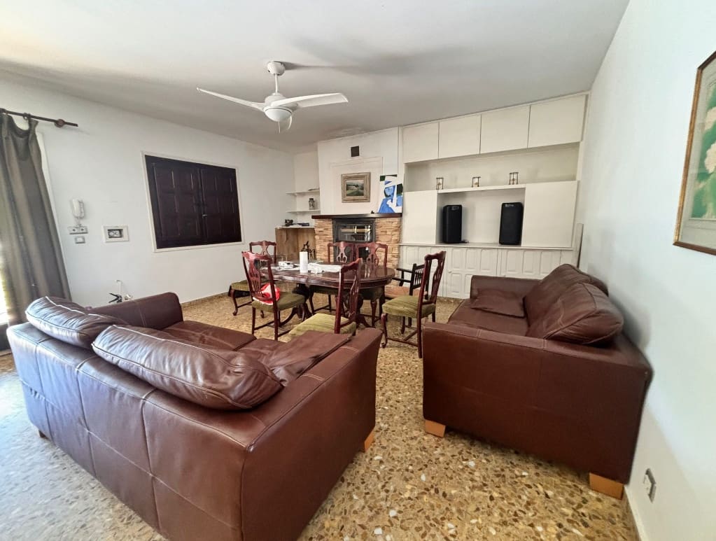 6 soveværelse Villa til salg i Alfaz del Pi / L'Alfas del Pi med swimmingpool garage - € 590.000 (Ref: 10062576)