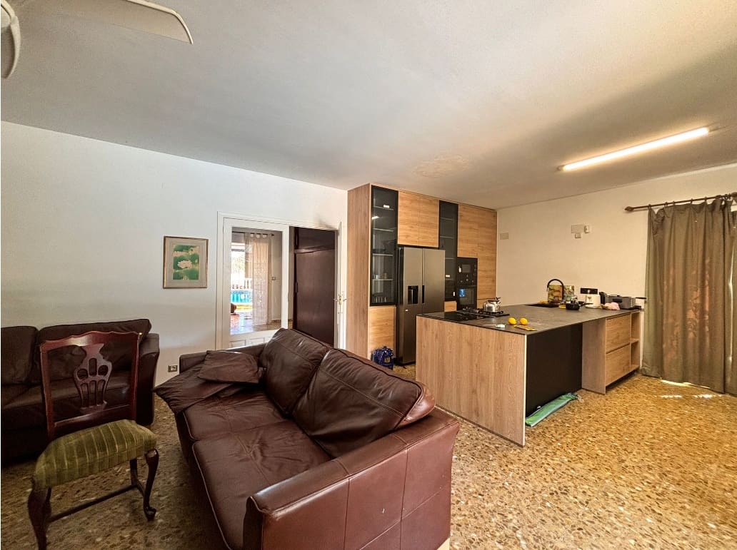 6 soveværelse Villa til salg i Alfaz del Pi / L'Alfas del Pi med swimmingpool garage - € 590.000 (Ref: 10062576)
