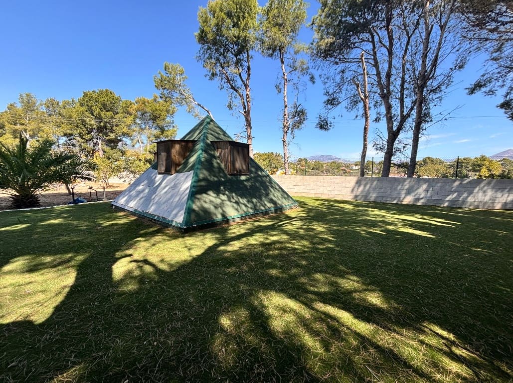 6 soveværelse Villa til salg i Alfaz del Pi / L'Alfas del Pi med swimmingpool garage - € 590.000 (Ref: 10062576)