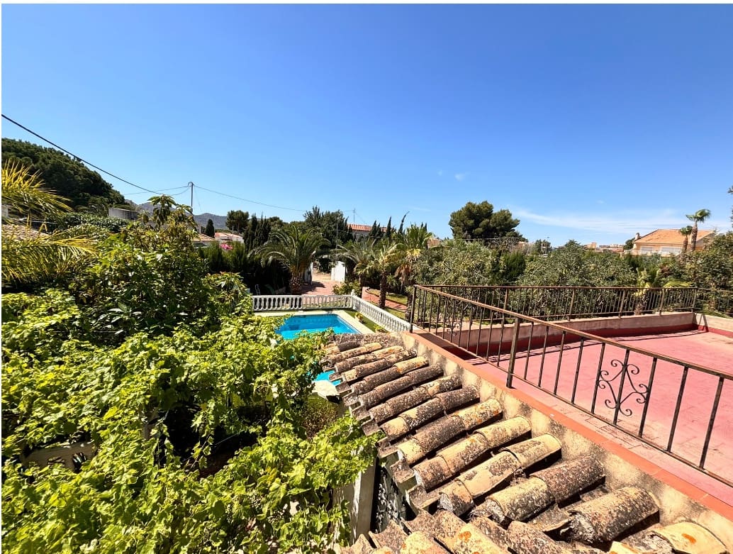 6 soveværelse Villa til salg i Alfaz del Pi / L'Alfas del Pi med swimmingpool garage - € 590.000 (Ref: 10062576)