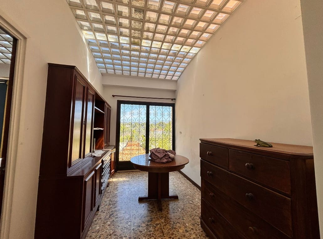 6 soveværelse Villa til salg i Alfaz del Pi / L'Alfas del Pi med swimmingpool garage - € 590.000 (Ref: 10062576)