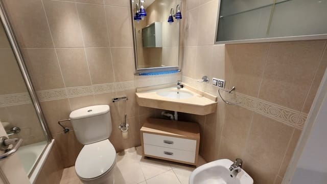2 sypialnia Apartament na sprzedaż w Benidorm z basenem garażem - 325 000 € (Ref: 10062590)