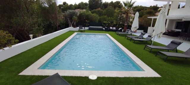 4 Zimmer Villa zu verkaufen in Altea la Vella, Altea mit Pool Garage - 880.000 € (Ref: 10062592)