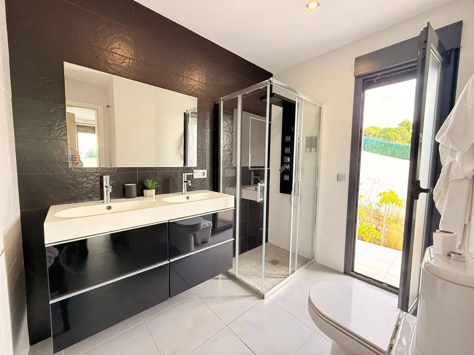 4 Zimmer Villa zu verkaufen in Altea la Vella mit Pool Garage - 880.000 € (Ref: 10062592)