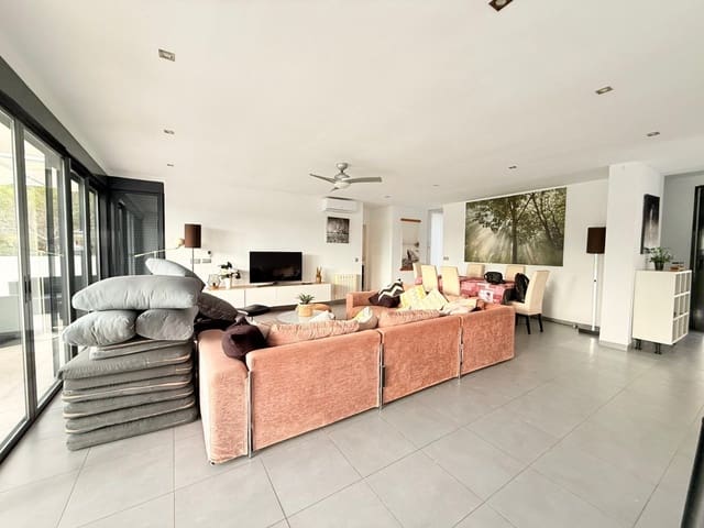 4 Zimmer Villa zu verkaufen in Altea la Vella, Altea mit Pool Garage - 880.000 € (Ref: 10062592)