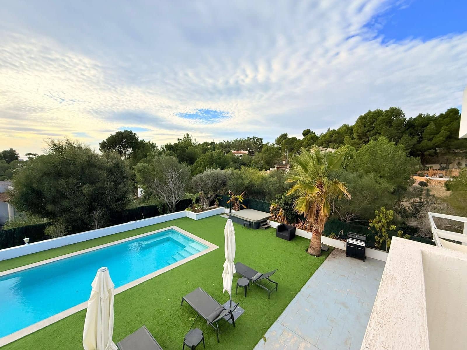4 Zimmer Villa zu verkaufen in Altea la Vella mit Pool Garage - 880.000 € (Ref: 10062592)