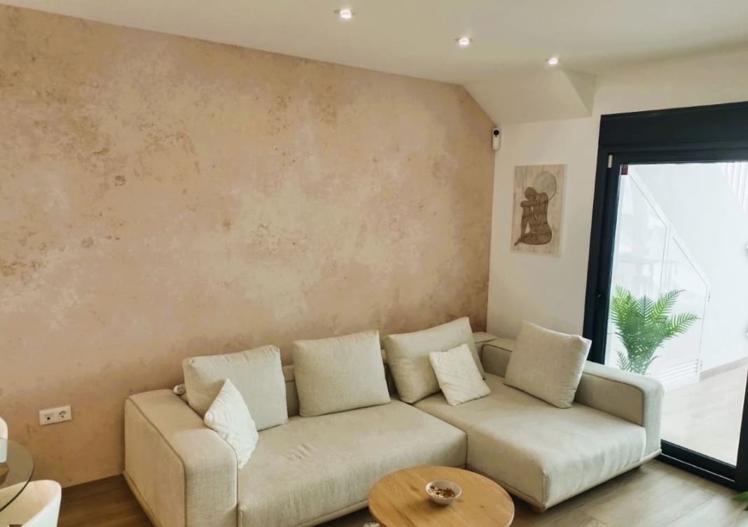 2 bedroom Bungalow for sale in Torrevieja with pool garage - € 326,000 (Ref: 10062593)