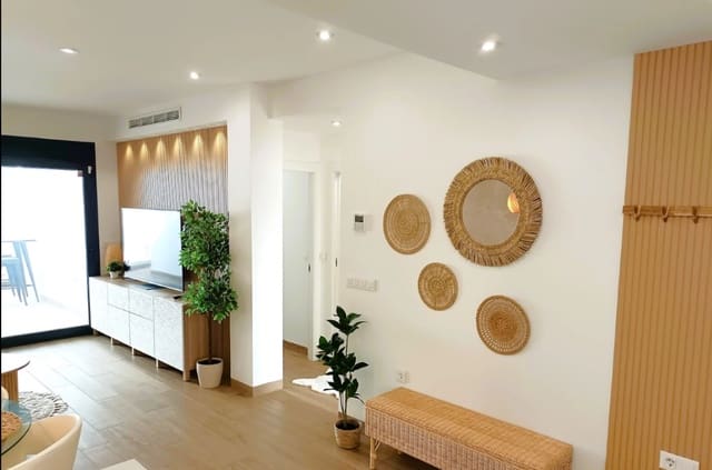 2 soveværelse Bungalow til salg i Torrevieja med swimmingpool garage - € 326.000 (Ref: 10062593)