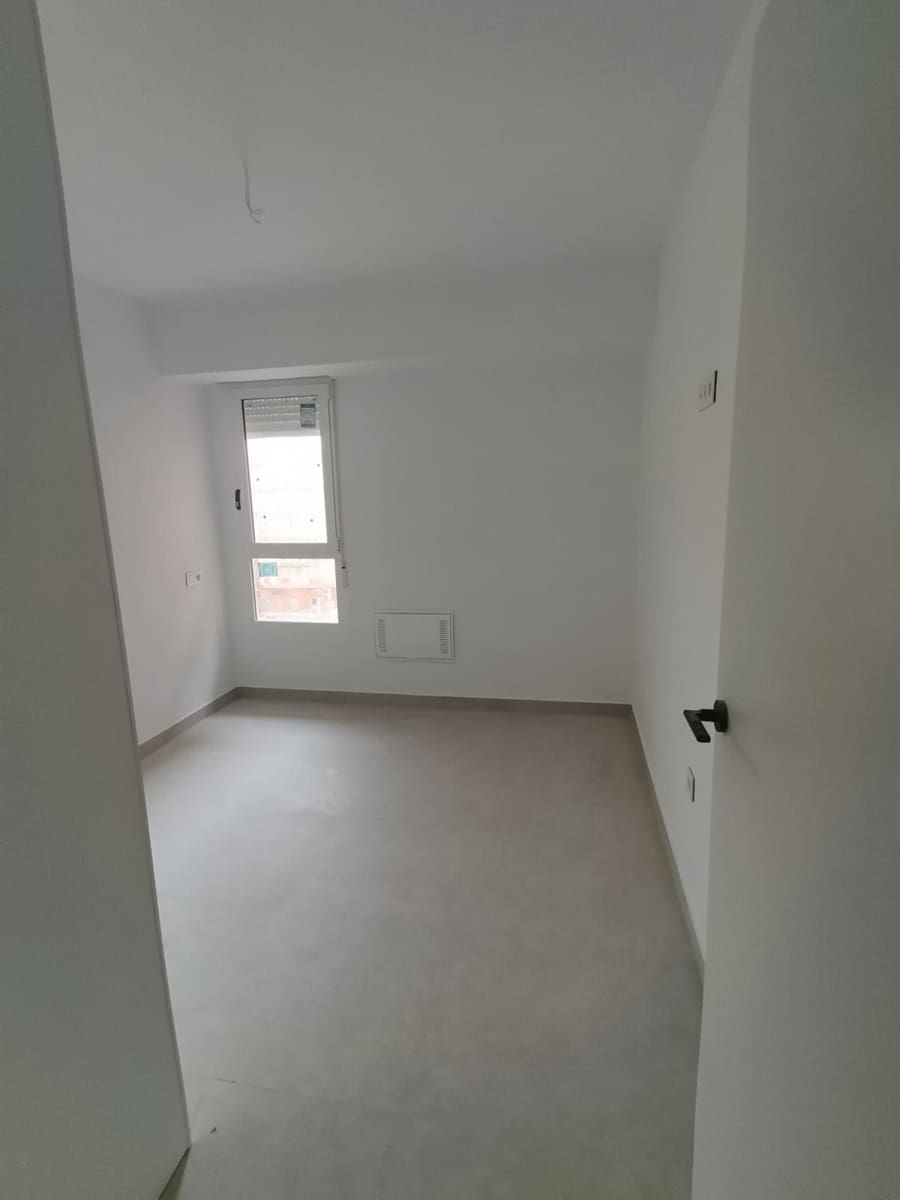 3 slaapkamer Penthouse te koop in Torrevieja - € 249.000 (Ref: 10062598)