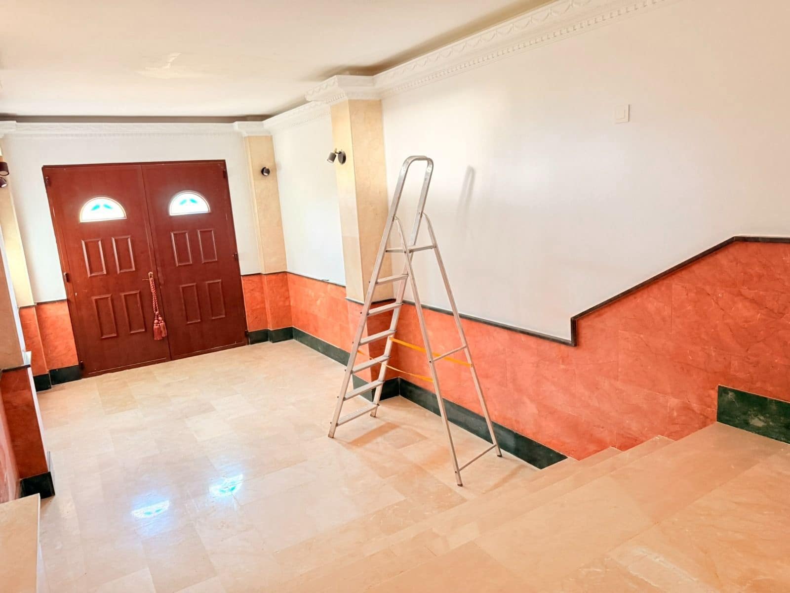 4 bedroom Villa for sale in Callosa d'En Sarria with pool garage - € 429,000 (Ref: 10145749)