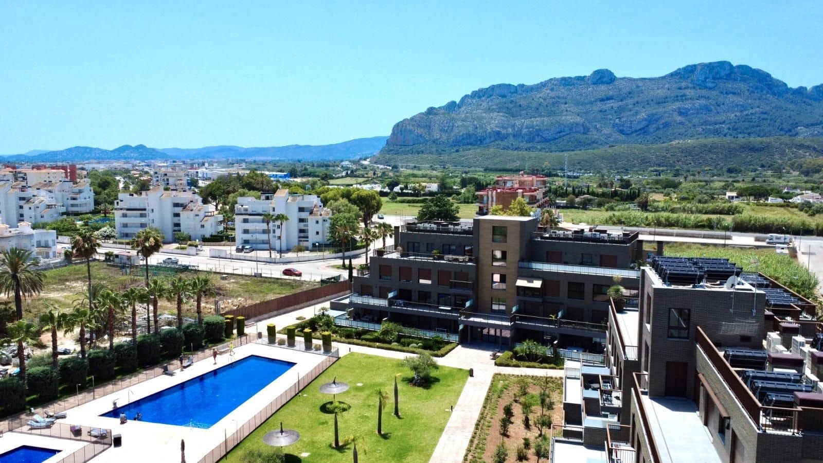 2 bedroom Apartment for sale in Denia with pool garage - € 339,000 (Ref: 10145750)