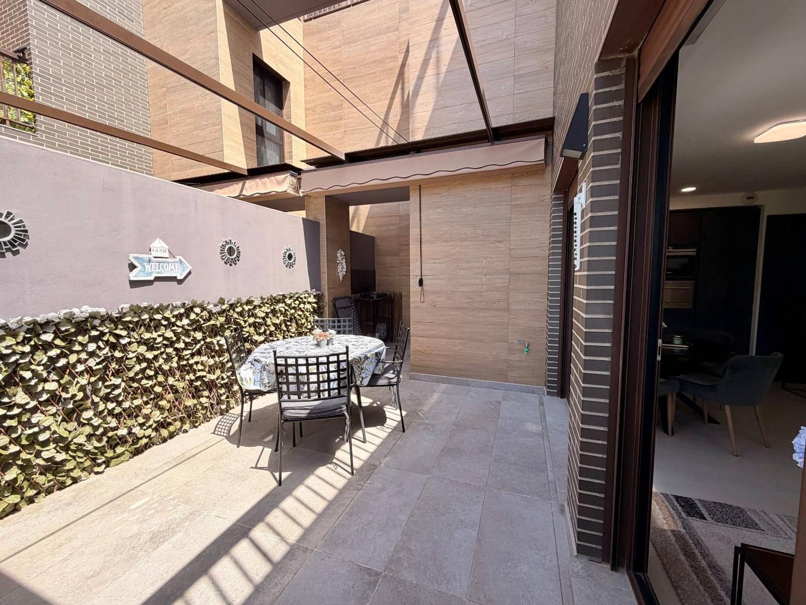 2 bedroom Apartment for sale in Denia with pool garage - € 339,000 (Ref: 10145750)