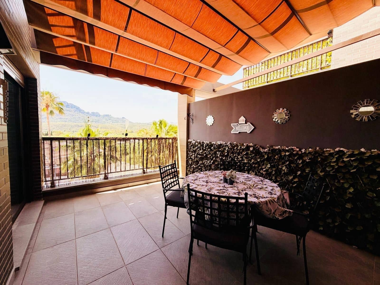 2 bedroom Apartment for sale in Denia with pool garage - € 339,000 (Ref: 10145750)