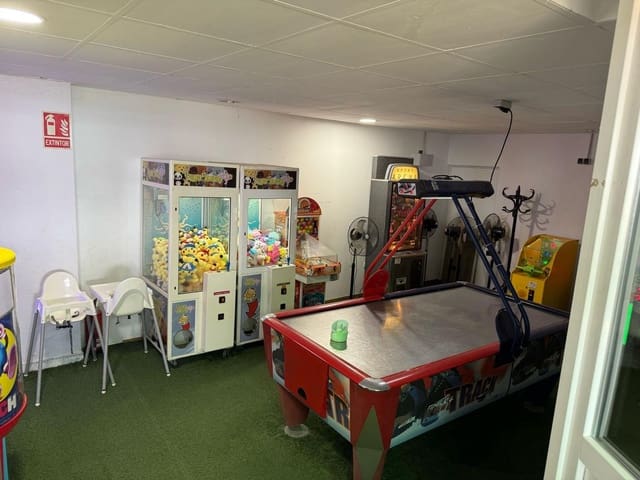 Restaurant/Bar til salgs i Mojácar - € 120 000 (Ref: 8918346)