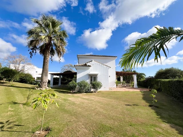 4 bedroom Villa for sale in Sotogrande Alto, San Roque with pool garage - € 1,700,000 (Ref: 10011093)
