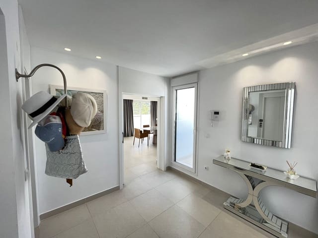 3 chambre Penthouse à vendre à Sotogrande, San Roque avec piscine garage - 745 000 € (Ref: 10011094)