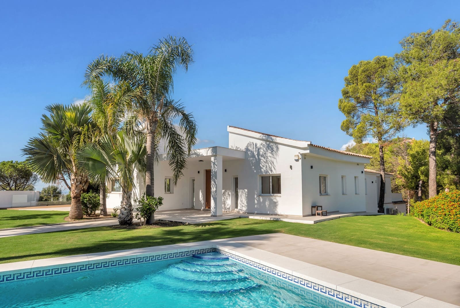 5 soveværelse Villa til salg i El Madronal med swimmingpool garage - € 3.500.000 (Ref: 10168072)