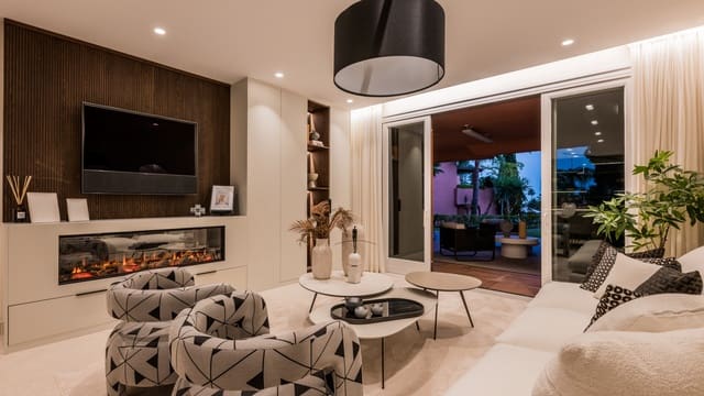 3 chambre Appartement à vendre à Guadalmansa, Estepona avec piscine garage - 1 825 000 € (Ref: 9043825)