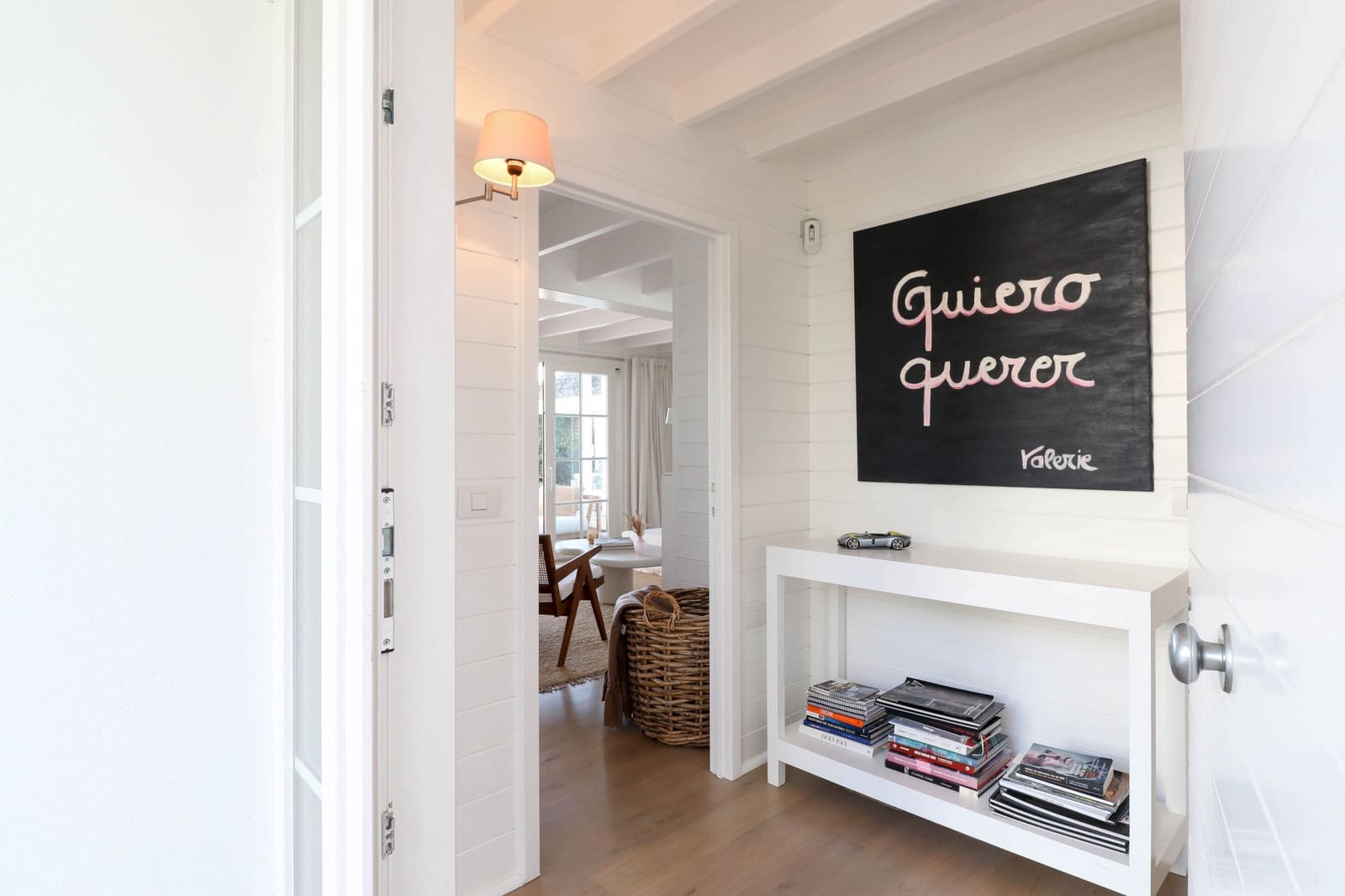 4 bedroom Villa for sale in Benahavis with pool garage - € 1,975,000 (Ref: 9132115)