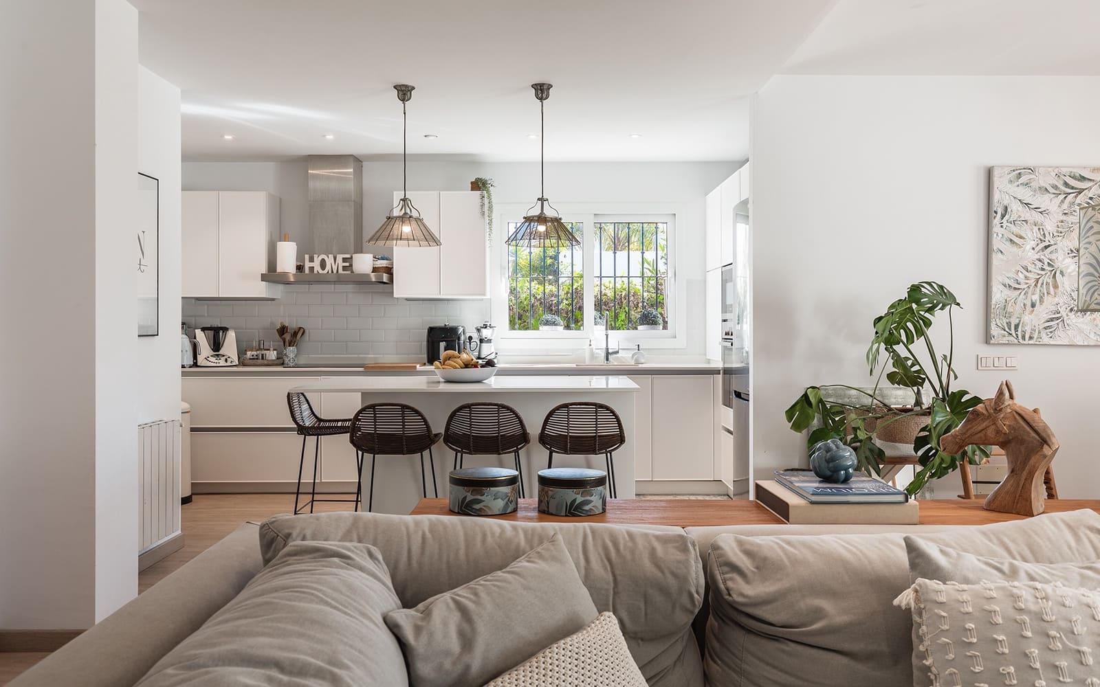 3 soveværelse Byhus til salg i San Pedro de Alcantara med swimmingpool garage - € 1.499.900 (Ref: 9142697)
