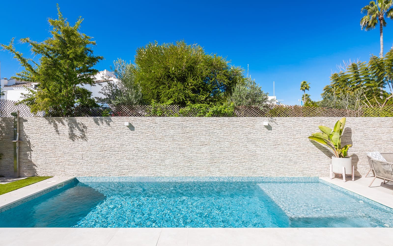 3 soveværelse Byhus til salg i San Pedro de Alcantara med swimmingpool garage - € 1.499.900 (Ref: 9142697)