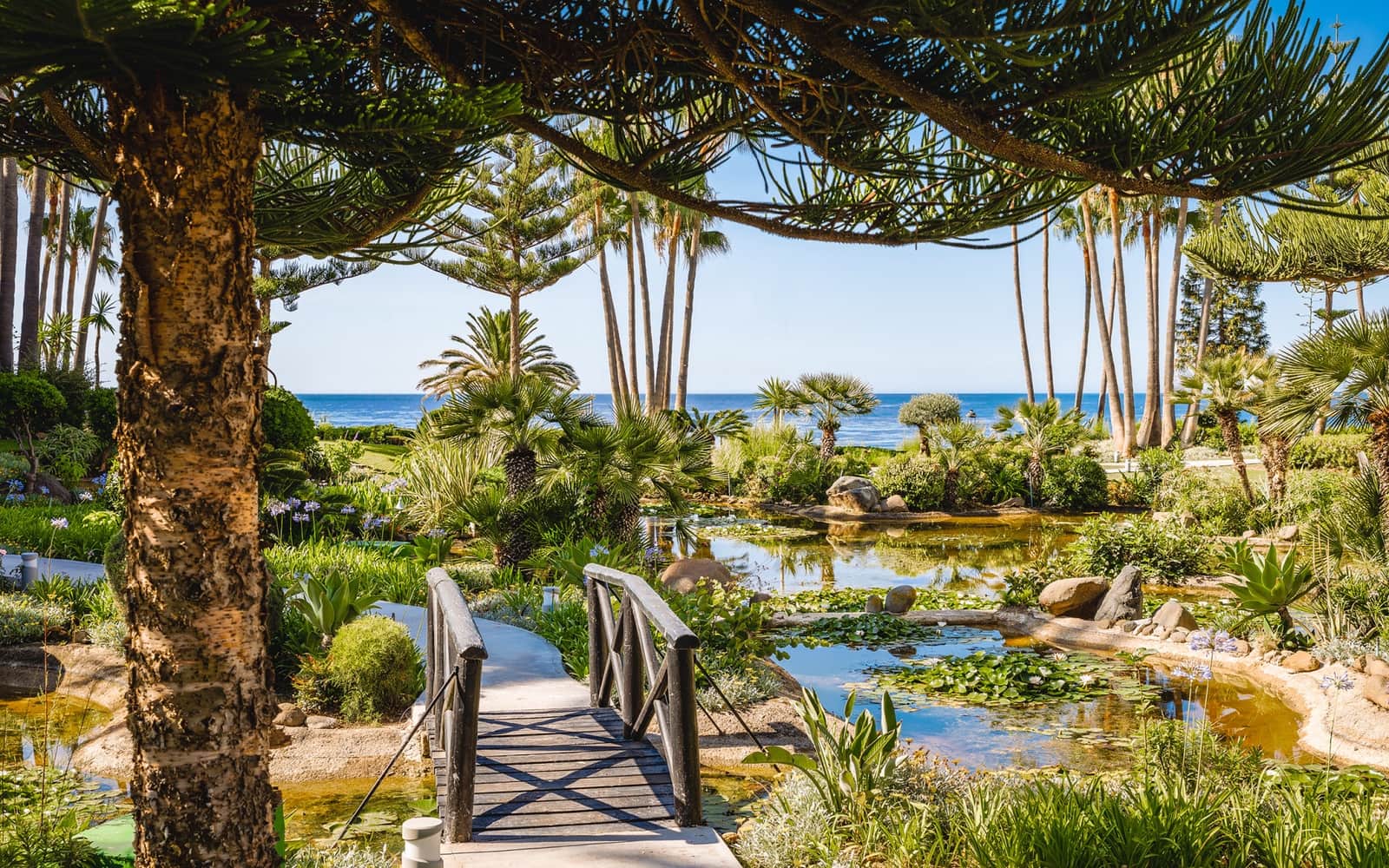 3 bedroom Apartment for sale in Marbella - € 3,850,000 (Ref: 9151769)