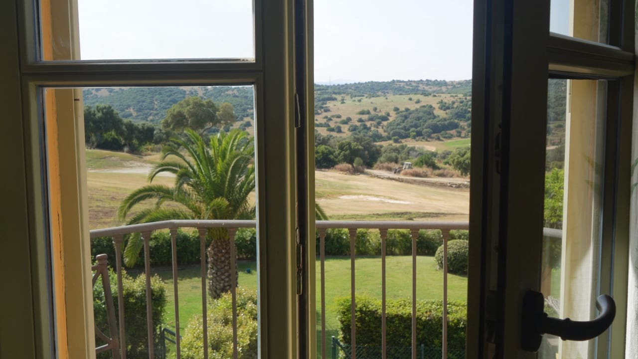 4 soveværelse Byhus til salg i Sotogrande med swimmingpool garage - € 790.000 (Ref: 9153701)