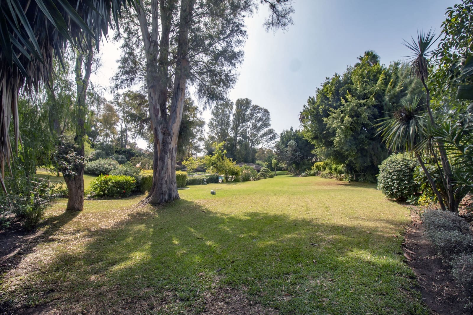 2 soverom Leilighet til salgs i New Golden Mile med svømmebasseng garasje - € 345 000 (Ref: 9300751)