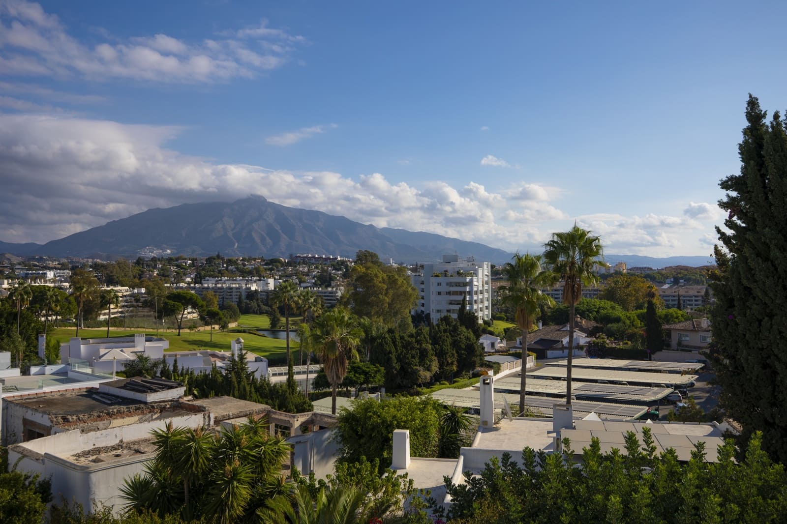 3 soverom Leilighet til salgs i Guadalmina med garasje - € 750 000 (Ref: 9310586)