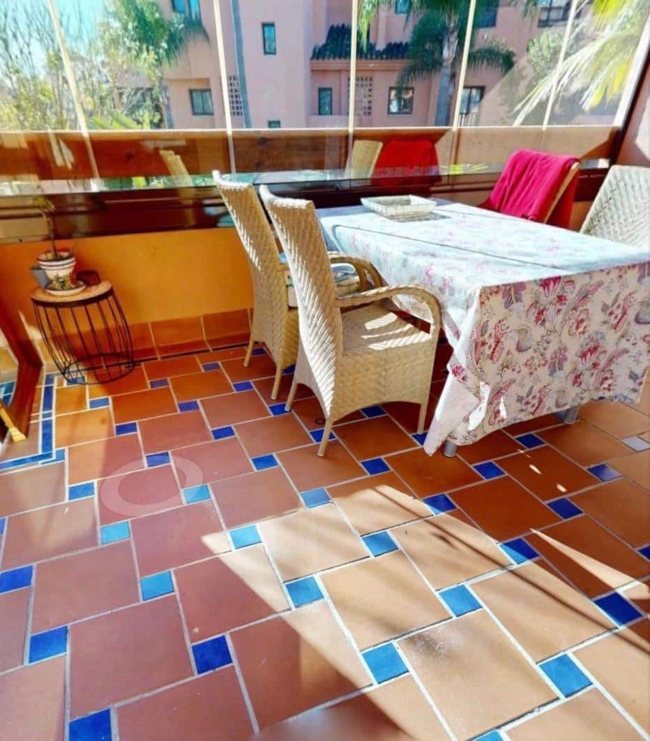 4 soveværelse Lejlighed til salg i Estepona med swimmingpool garage - € 850.000 (Ref: 9415482)