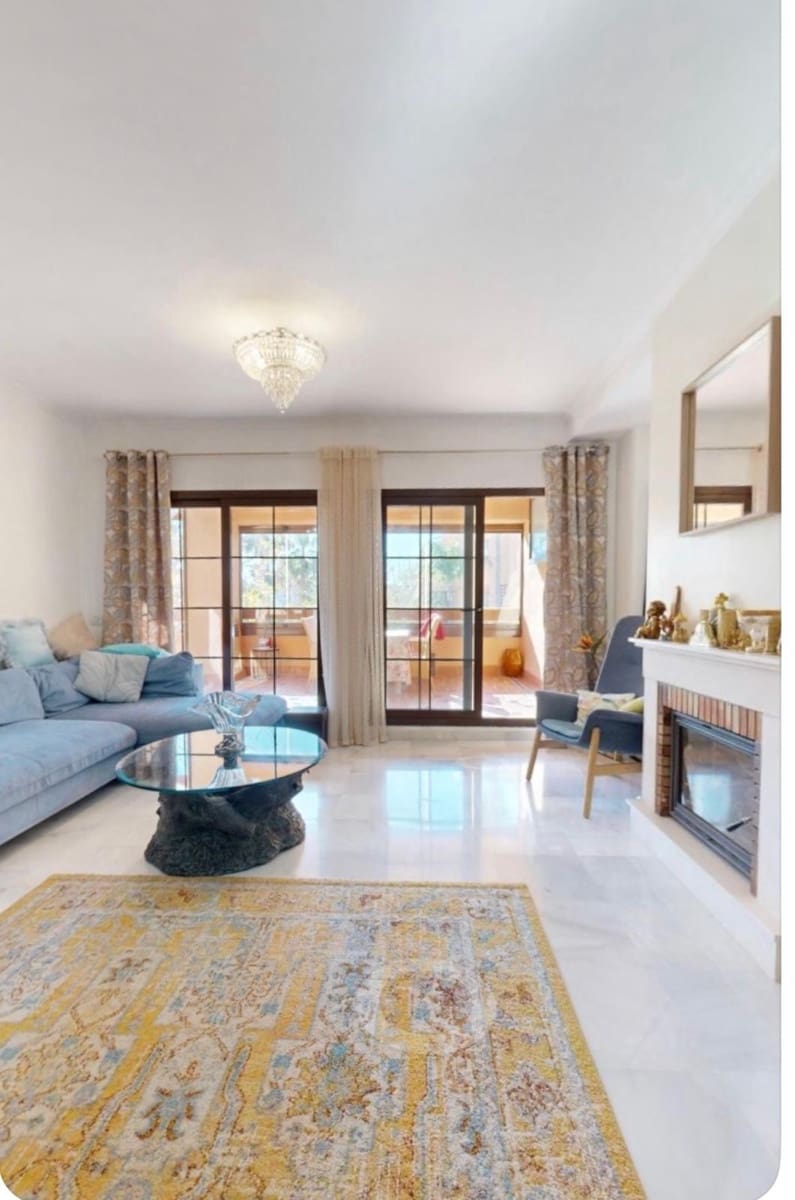 4 soveværelse Lejlighed til salg i Estepona med swimmingpool garage - € 850.000 (Ref: 9415482)