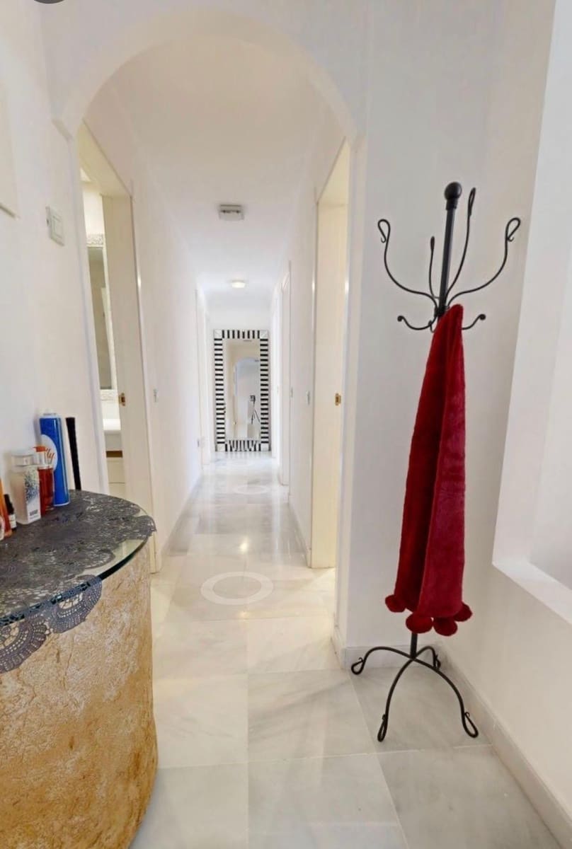 4 soveværelse Lejlighed til salg i Estepona med swimmingpool garage - € 850.000 (Ref: 9415482)