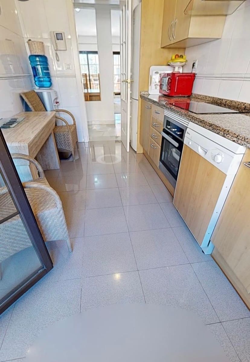 4 soveværelse Lejlighed til salg i Estepona med swimmingpool garage - € 850.000 (Ref: 9415482)