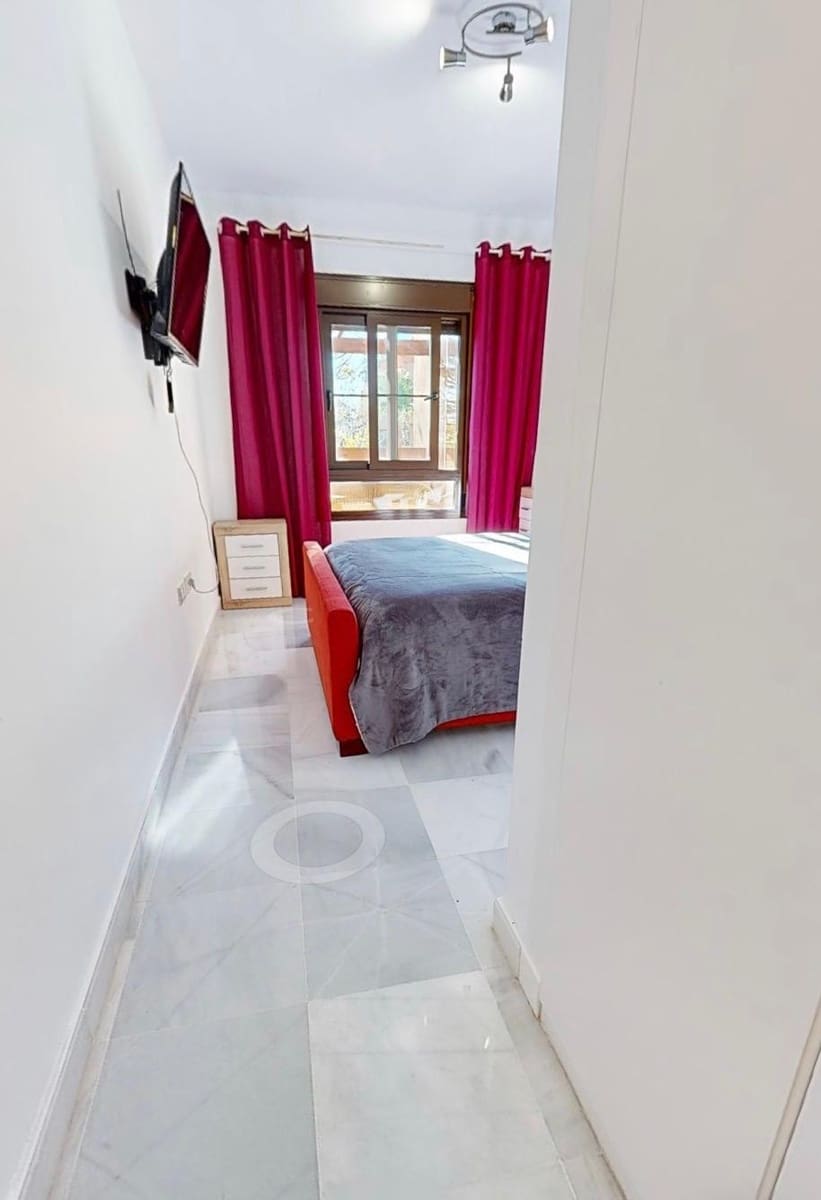 4 soveværelse Lejlighed til salg i Estepona med swimmingpool garage - € 850.000 (Ref: 9415482)