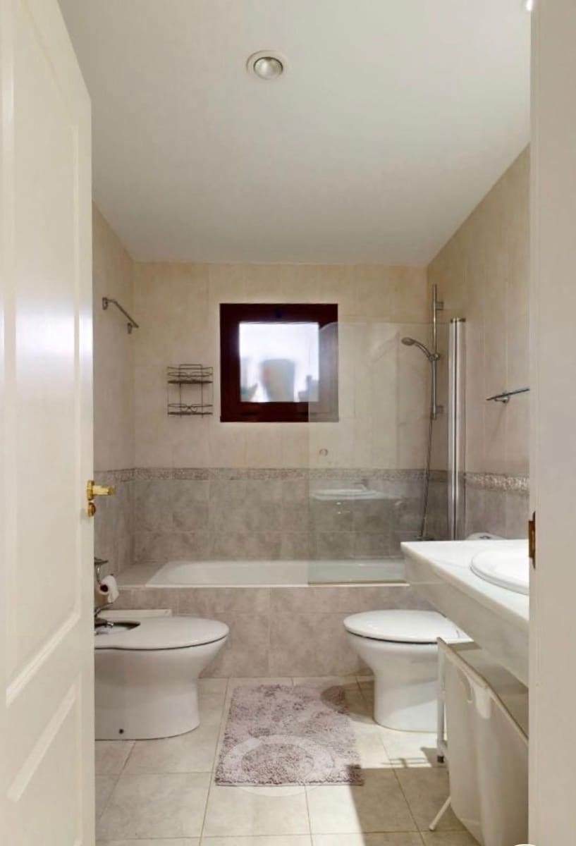 4 soveværelse Lejlighed til salg i Estepona med swimmingpool garage - € 850.000 (Ref: 9415482)