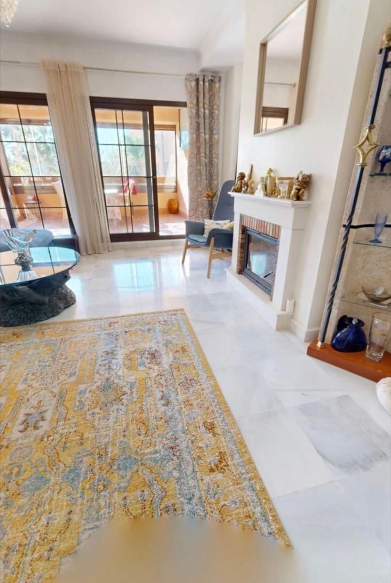 4 soveværelse Lejlighed til salg i Estepona med swimmingpool garage - € 850.000 (Ref: 9415482)