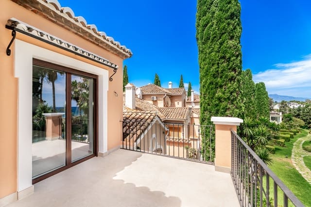 4 chambre Maison de Ville à vendre à El Velerín, Estepona avec piscine garage - 2 599 000 € (Ref: 9529447)