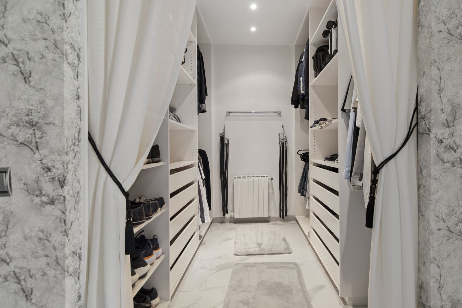 5 slaapkamer Villa te koop in Estepona met zwembad garage - € 4.350.000 (Ref: 9627232)