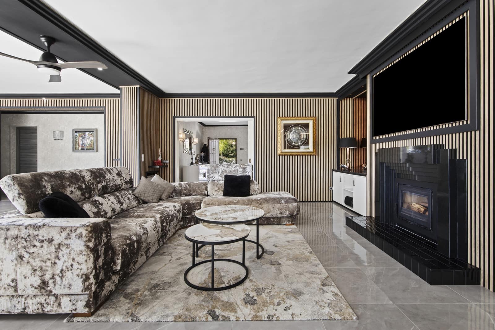 5 slaapkamer Villa te koop in Estepona met zwembad garage - € 4.350.000 (Ref: 9627232)