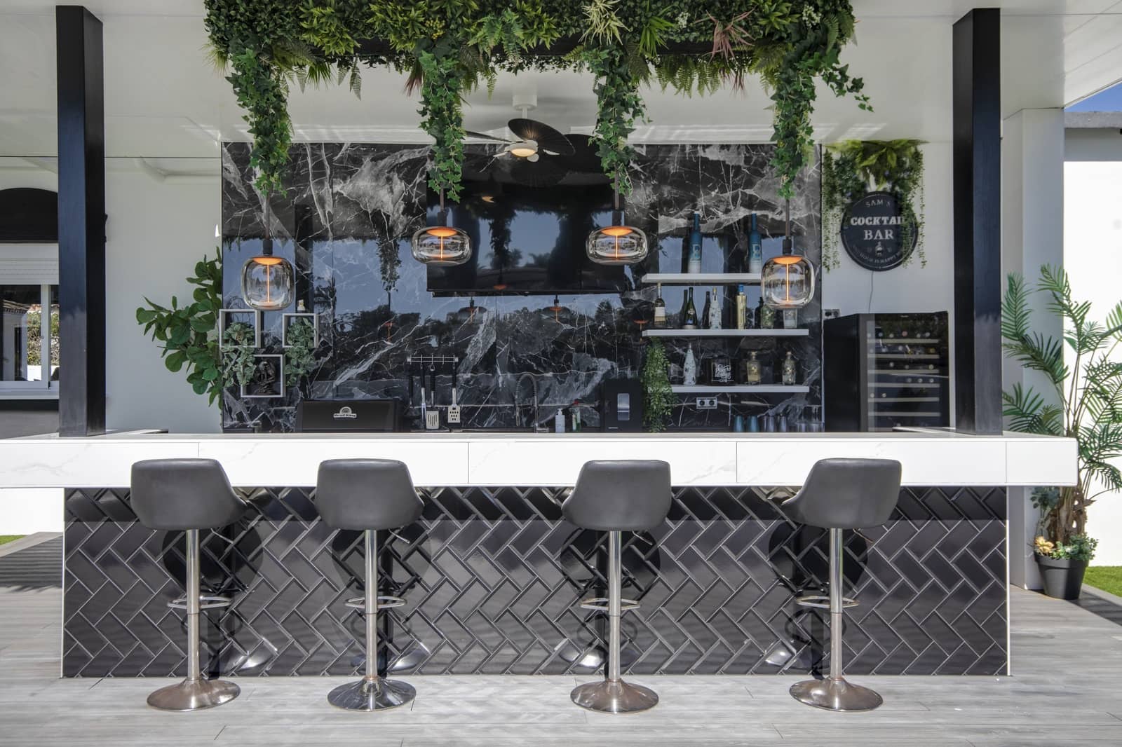 5 slaapkamer Villa te koop in Estepona met zwembad garage - € 4.350.000 (Ref: 9627232)