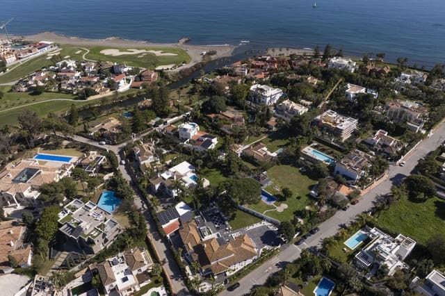 5 sypialnia Willa na sprzedaż w Estepona z basenem garażem - 4 350 000 € (Ref: 9627232)