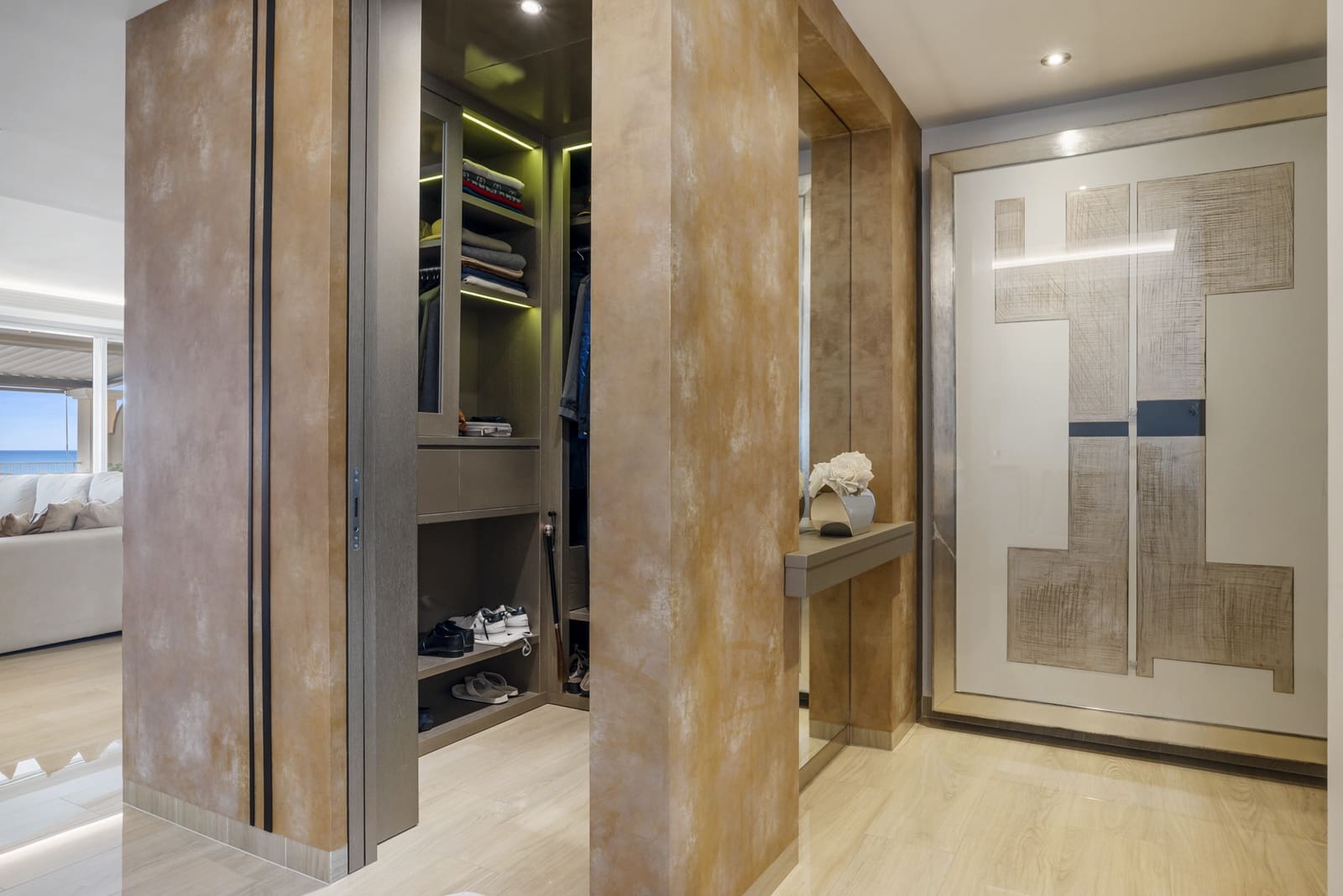 4 quarto Penthouse para venda em Benahavis com piscina garagem - 2 650 000 € (Ref: 9669987)