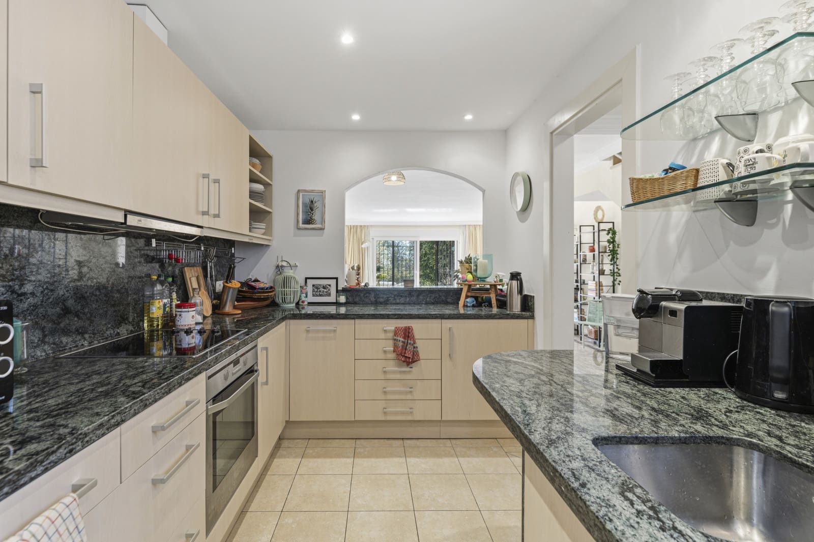 2 camera da letto Casa in vendita in New Golden Mile con piscina garage - 460.000 € (Rif: 9714529)