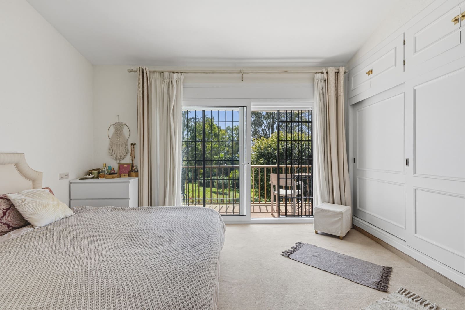 2 bedroom Townhouse for sale in New Golden Mile with pool garage - € 450,000 (Ref: 9714529)