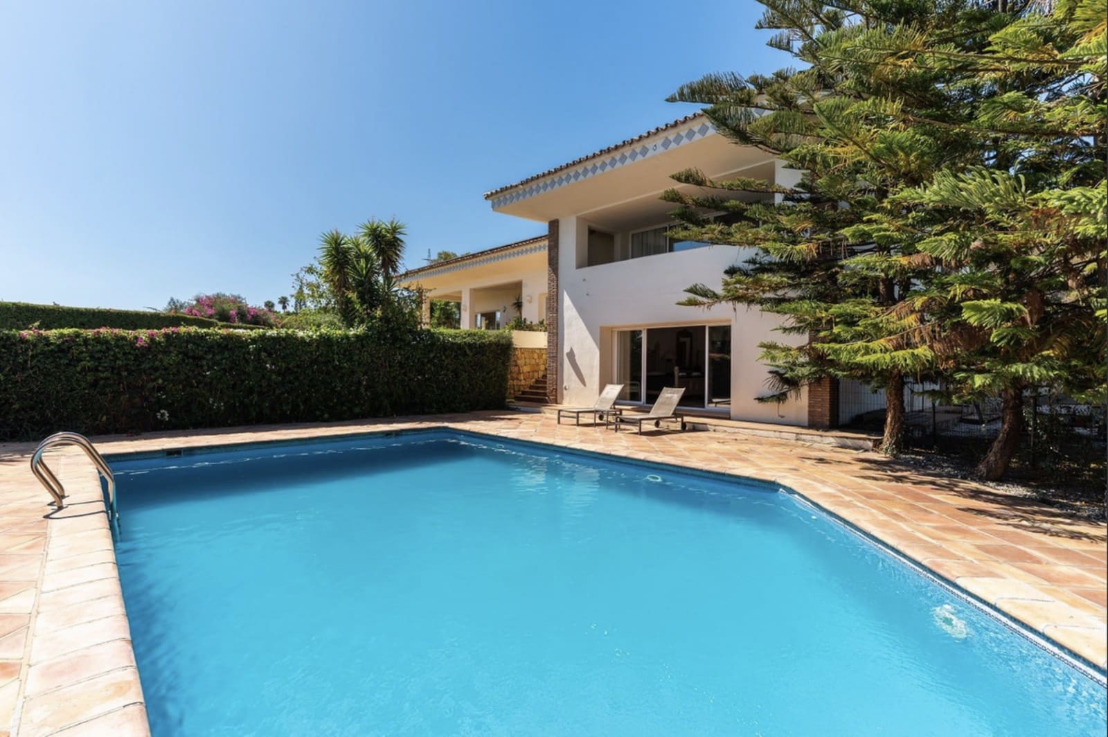 5 Zimmer Villa zu verkaufen in Benahavis mit Pool Garage - 4.499.000 € (Ref: 9798983)