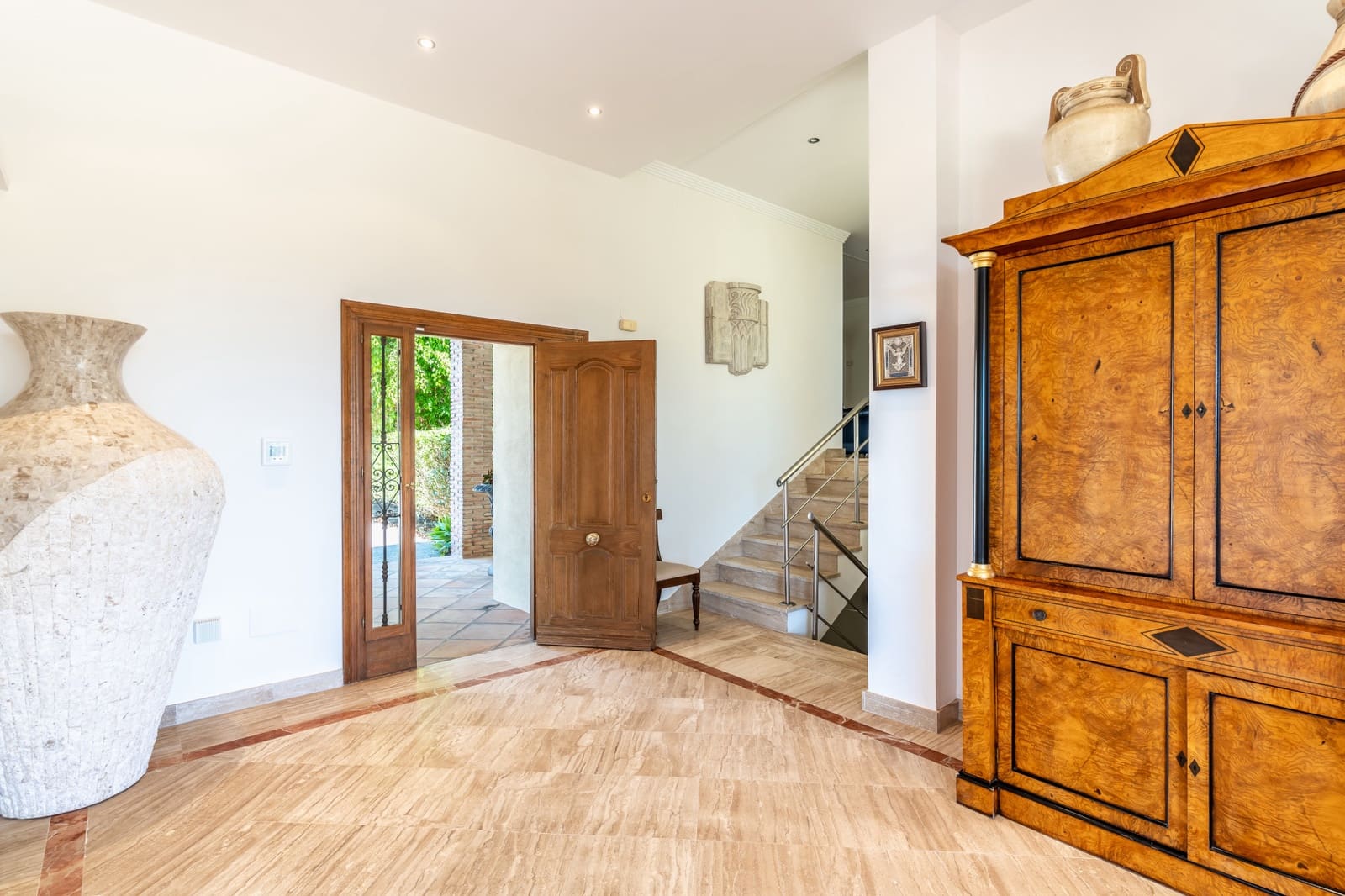 5 Zimmer Villa zu verkaufen in Benahavis mit Pool Garage - 4.499.000 € (Ref: 9798983)